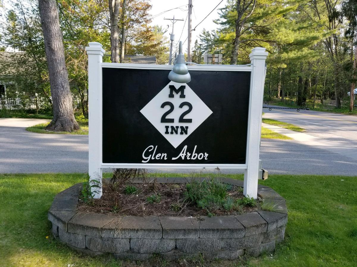 The M-22 Inn Glen Arbor Eksteriør billede